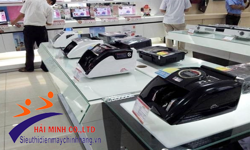 Máy đếm tiền đa dạng kiểu dáng và mẫu mã